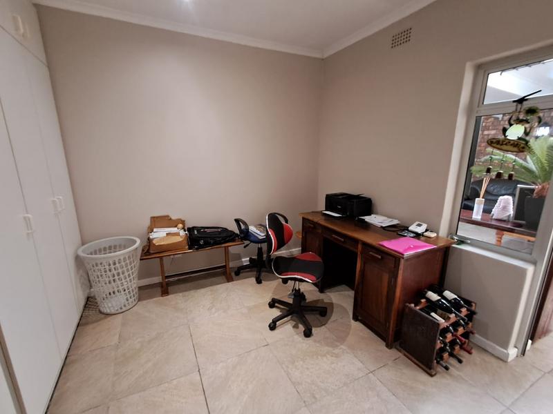 4 Bedroom Property for Sale in Richmond Estate Western Cape